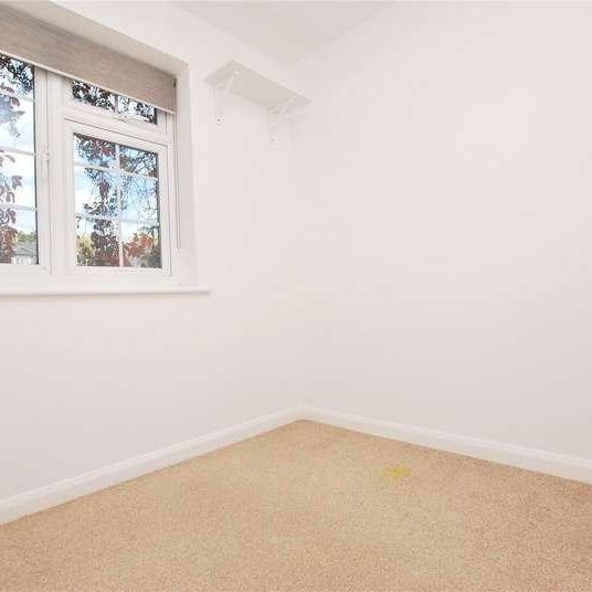 Cranstoun Close, Guildford, Surrey, GU3 - Photo 1