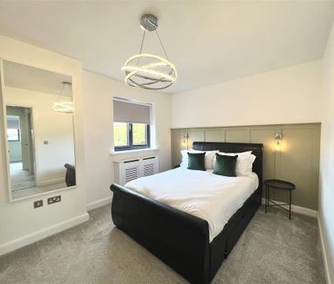 2 bedroom semi-detached house to rent - Photo 5