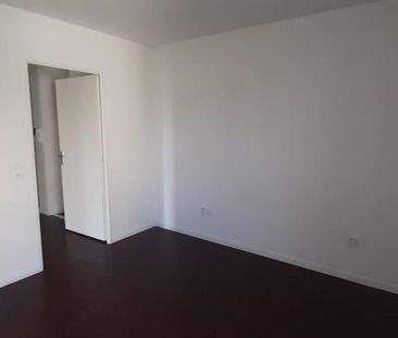 Location Appartement 2 pièces 44m² DOUAI 59500 - Photo 4