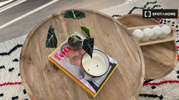 barcelona, Catalonia 08001 - Photo 1