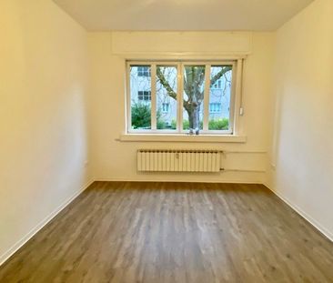 Große Familienwohnung mit Loggia - Photo 4