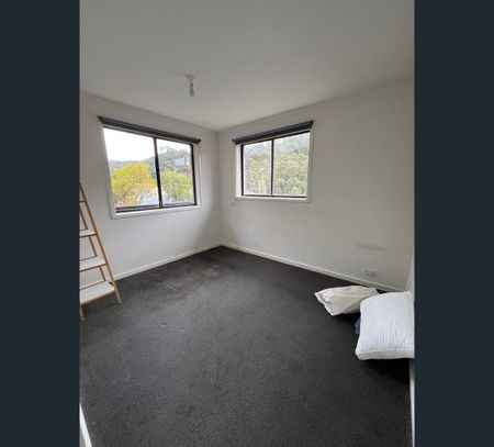 1/127 Waterworks Rd, Dynnyrne, Tas 7005 - Photo 4