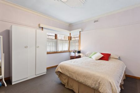 78 High Street, Kangaroo Flat - Photo 4