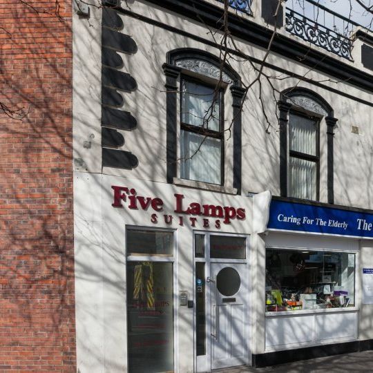 2-bedroom apartment for rent in East Wall, Dublin - Photo 1