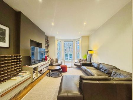 3 bedroom flat to rent - Photo 2