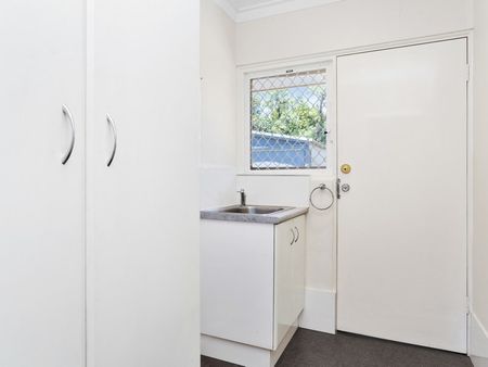 8 Aragon Way, Wilson WA 6107 - House For Rent | Domain - Photo 4