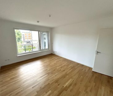 Wohnen an der Alten Elbe - schöne 3-Raum Wohnung in begehrter Lage! - Foto 1