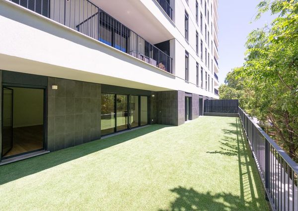 2 Bedroom Apartment with garden, Miraflores, Oeiras