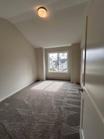 Fox & Aikins North Three Bedroom Townhouse - Photo 4
