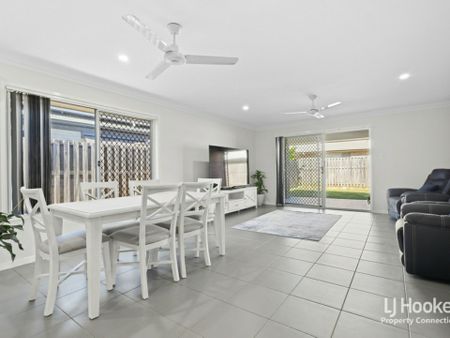 Exceptionally Presented 4-Bedroom Low Set Home in Coveted Capestone Estate - Photo 4