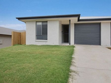 Rare 4 Bedroom Unit. - Photo 4