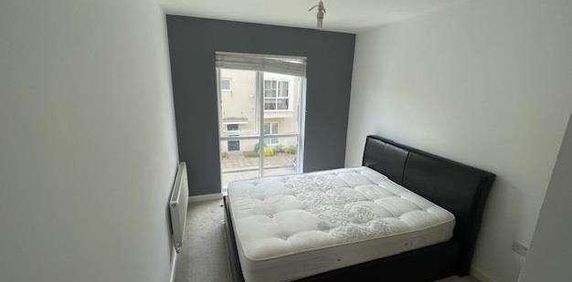 Gweal Avenue, Kennet Island, RG2 - Photo 2