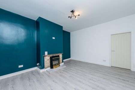 PROVIDENCE PLACE MORLEY LEEDS LS27 0LW - Photo 2