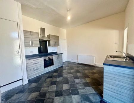 1 Bedroom Apartment To Let - Photo 5