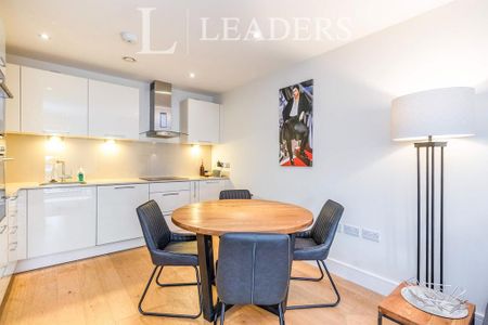 2 bedroom flat to rent - Photo 5