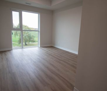 **BEAUTIFUL** 2 BEDROOM CONDO IN ST. CATHARINES!! - Photo 4