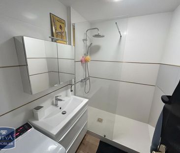 Location Appartement 4 pièces 86m² NEUVILLE SUR SAONE 69250 - Photo 1