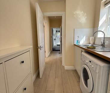 1 Bed Flat, Watford Way, NW4 - Photo 3