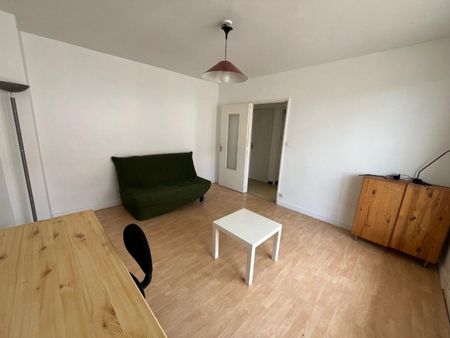 APPARTEMENT T1 [MEUBLE] A LOUER A ROANNE - MULSANT - Photo 2