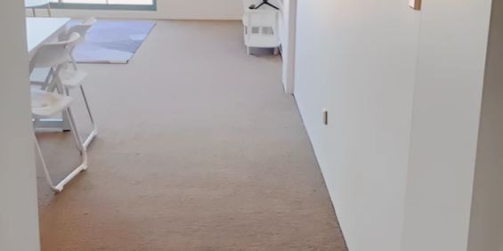 2 bed 2 bath - Photo 3