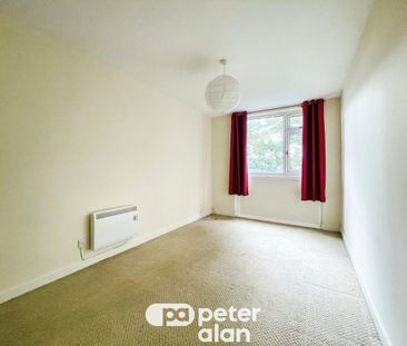 Llanishen Court, Llanishen - Photo 6