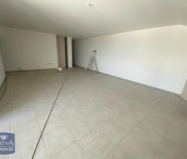 Location Appartement 4 pièces 110m² STE CLOTILDE 97490 - Photo 1