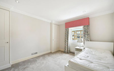 4 bedroom apartment to rent - Photo 5