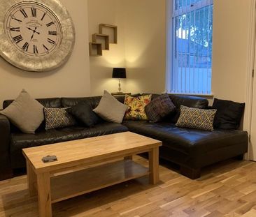Lovely Five Bedroom House Share in Darlington - Photo 1