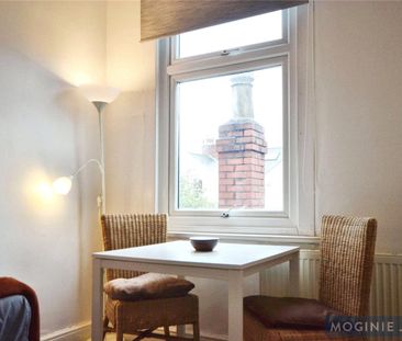 Pen-y-Lan Road, Cardiff, CF23 - Photo 6