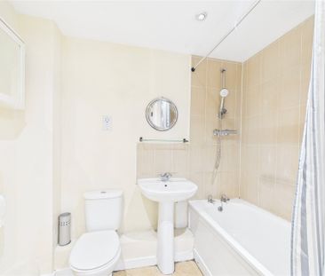 1 bedroom Flat in Grenfell Road, Maidenhead - Photo 4