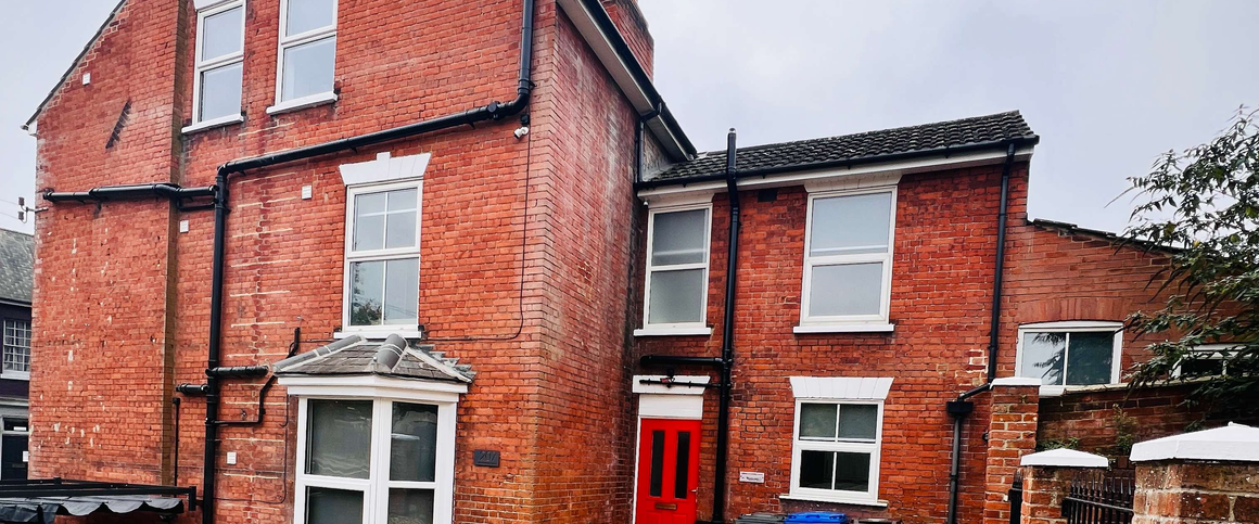 A house share like no other! Huge en-suite rooms Room 1 - Photo 1