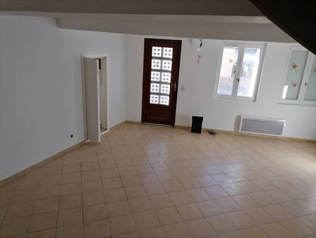 Location Maison 3 pièces 61m² CASTELNAUDARY 11400 - Photo 3