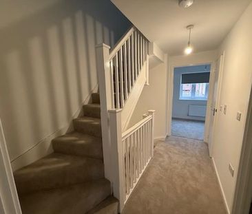 3 bedroom property to rent - Photo 1