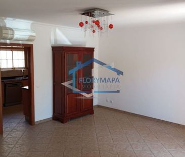 3 bedroom luxury House for rent in Cascais e Estoril, Portugal - Photo 3