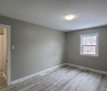 For Lease - 201 Celina Street Unit# Upper, Oshawa, Ontario - Photo 3