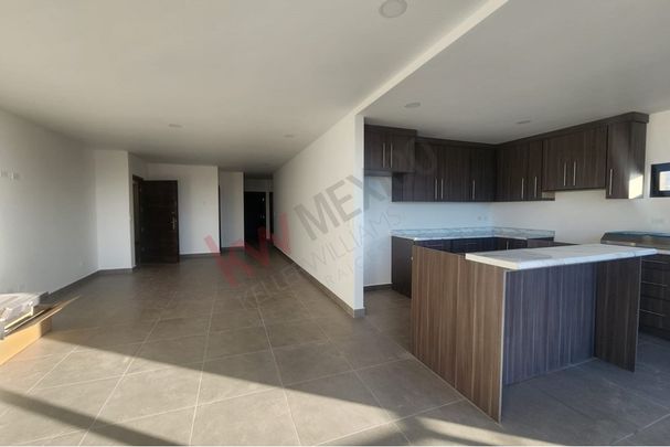 Baja California, De La Luz, Tijuana - Photo 1