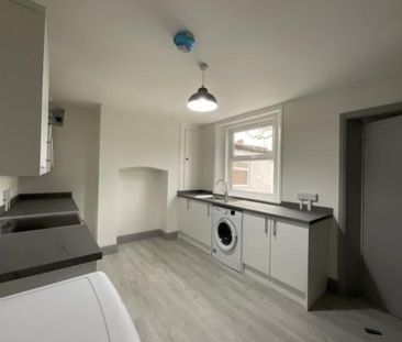 1 bedroom ground floor flat to rent - Photo 4