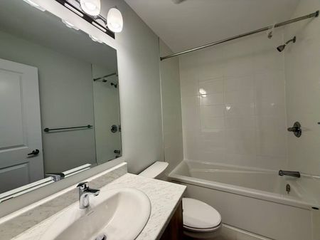 For Lease - 504 Ingenuity Row, Kanata, Ontario - Photo 2