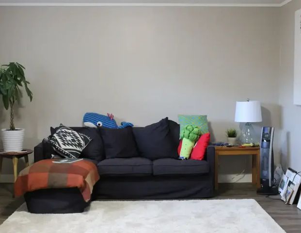 Charming, Bright, and Pet Friendly One-Bedroom Basement Suite! | Calgary - Photo 1