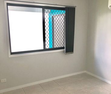 22 Reflection Street, Mount Pleasant QLD 4740 - House For Rent | Do... - Photo 4