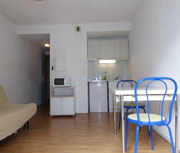 Location Appartement 1 pièce 18m² - Photo 2