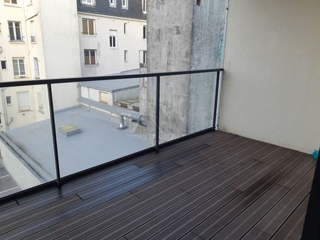 A LOUER BREST CENTRE-VILLE APPARTEMENT T1BIS ASCENSEUR - Photo 2