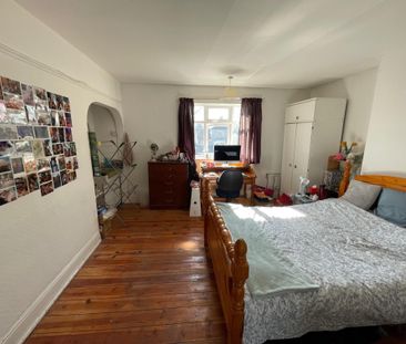 Earlham Road, Norwich - Photo 3