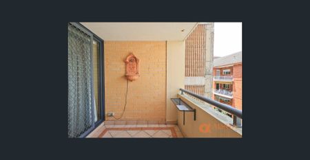 Prime Chatswood location with parking - Photo 5