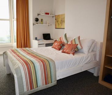 5 bedroom house to rent - Photo 2