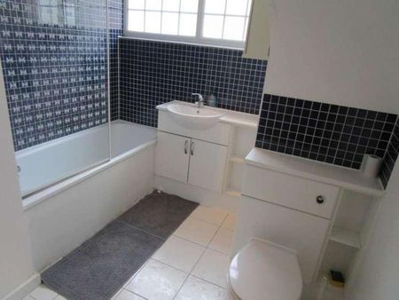 Regents Court, Southend On Sea, SS1 - Photo 3