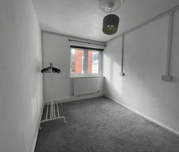 Durden Mews, Shaw - Photo 3