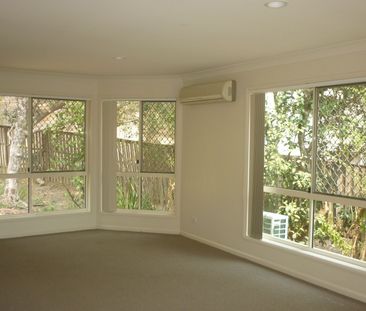 QUIET & PEACEFUL LOCATION!! Large Four (4) Bedroom Family Home in Q... - Photo 5