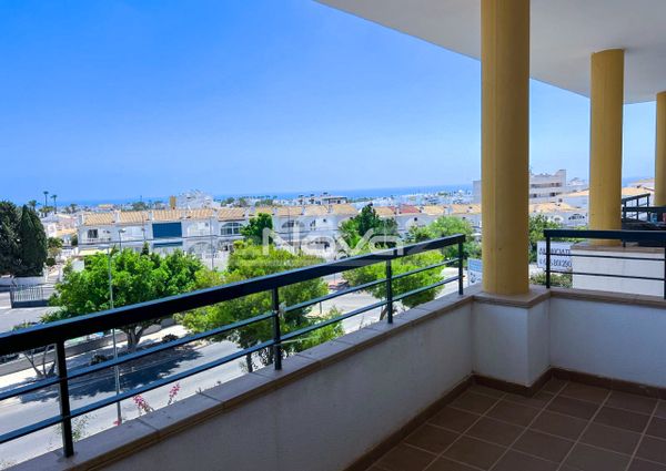 Immaculate apartment with sea views in Campoamor G