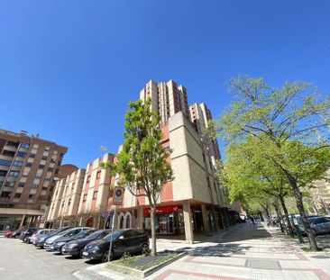 Alquiler de piso en Avenida de Sancho el Fuerte - Foto 4